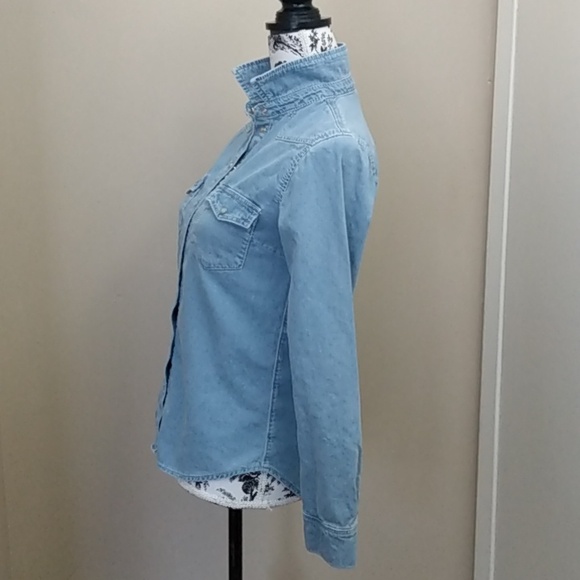 3/$15 Topshop denim shirt sz2 - Picture 3 of 7